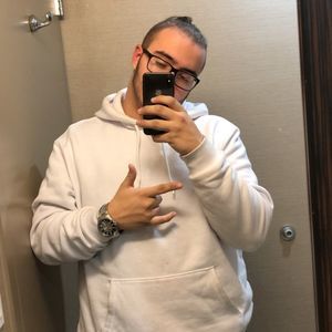 Meet your Posher, Joshua